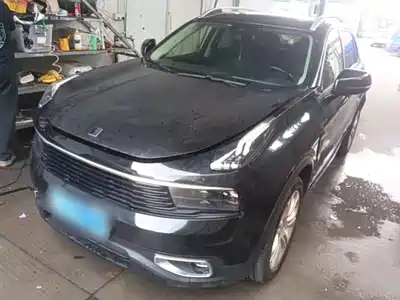 Lynk & Co 01 2019