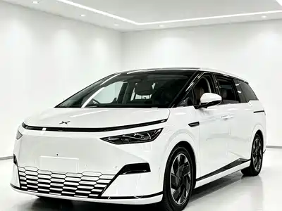 XPeng X9 2024