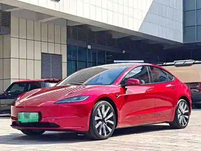 Tesla Model 3 2024