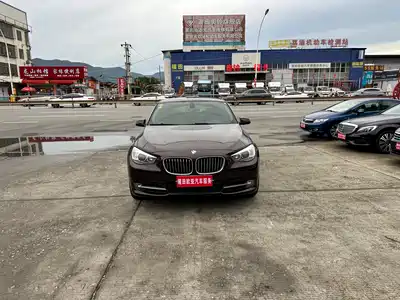 BMW 5 Series GT 2011