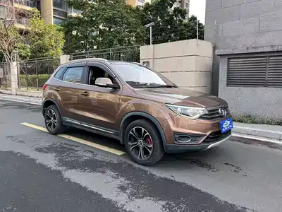 FAW Senya R7 2017