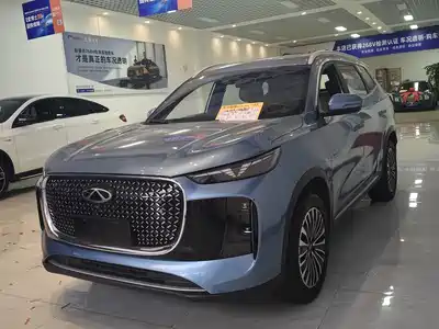 Chery Tiggo 8 PLUS C-DM 2025