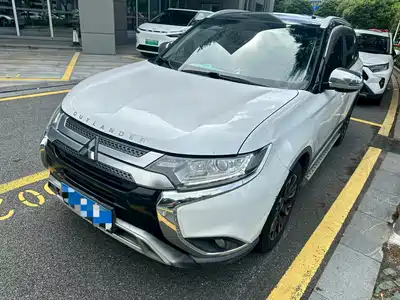 Mitsubishi Outlander 2019