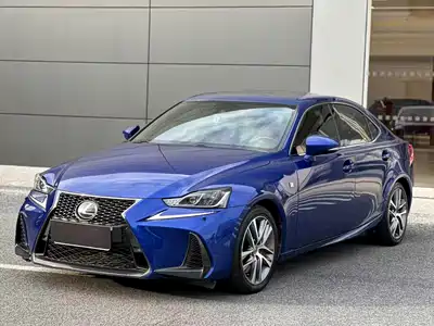 Lexus IS 2018