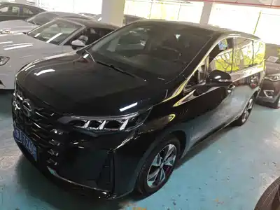 GAC Trumpchi M6 2022