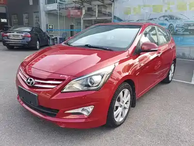 Hyundai Reina 2015