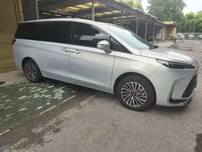 Buick GL8 New Energy 2025