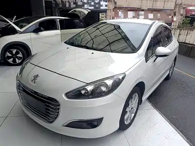 Peugeot 308 2015