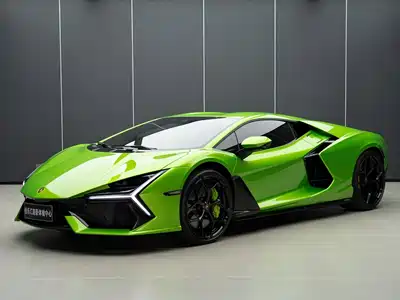 Lamborghini Revuelto 2025