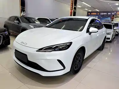 BYD Seal 05 DM-i 2025