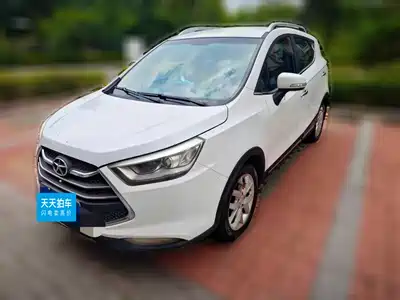 JAC Motors Refine S3 2015