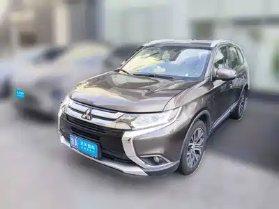Mitsubishi Outlander 2017