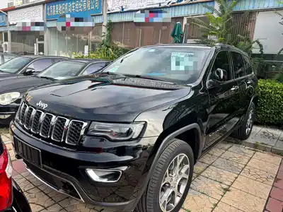 Jeep Grand Cherokee (Import) 2021