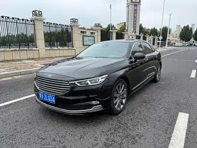 Ford Taurus 2020