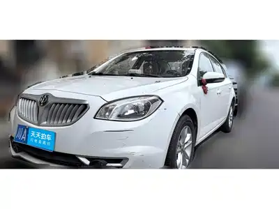 Zhonghua H330 2015