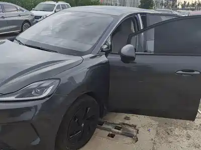 MG MG4 EV 2025