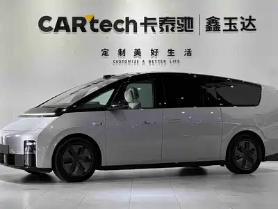Li Auto MEGA 2025