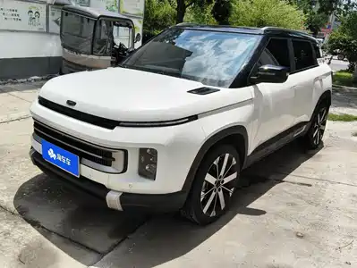 Geely ICON 2024