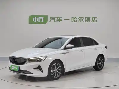 Geely Emgrand 2022