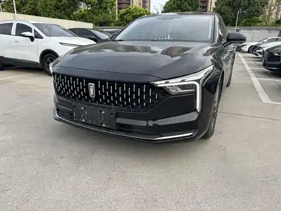 Besturn B70 2023