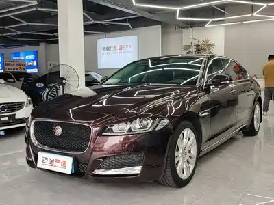 Jaguar XFL 2017