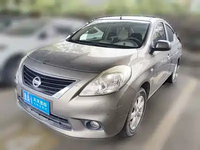 Nissan Sunny 2013
