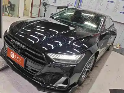 Audi A7L 2024