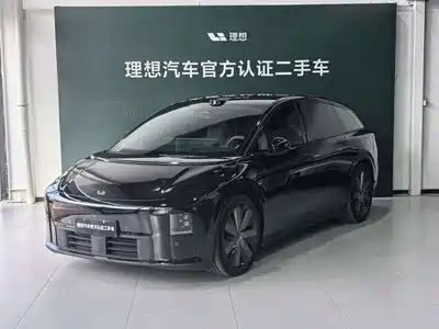 Li Auto i6 2025