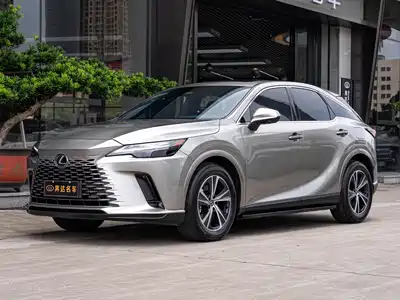 Lexus RX 2025