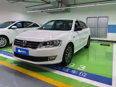 Volkswagen Lavida Tour 2015