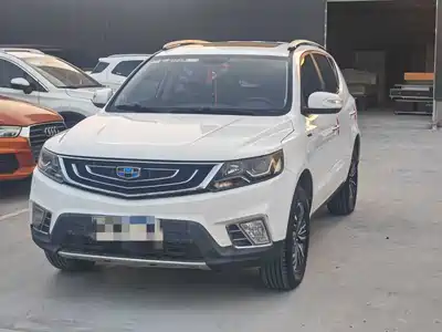 Geely Emgrand X6 2017