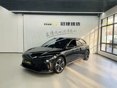 NIO ET5T 2024
