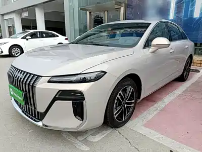Roewe M7 DMH 2026
