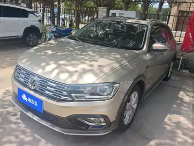 Volkswagen C-TREK 2019
