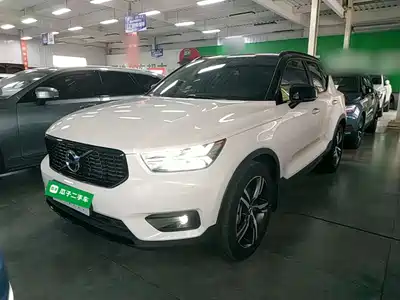 Volvo XC40 2021