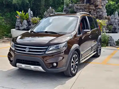 Dongfeng Fengxing Jingyi X5 2014