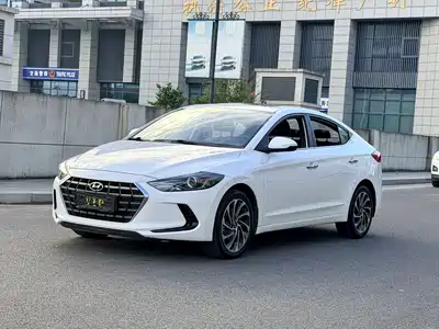 Hyundai Elantra 2020