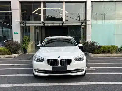 BMW 5 Series GT 2011