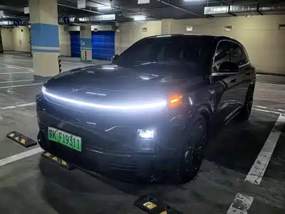 Li Auto L7 2025
