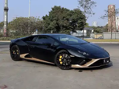 Lamborghini Huracán 2021