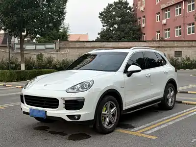 Porsche Cayenne New Energy 2015