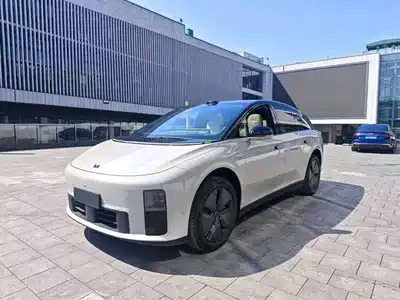 Li Auto i6 2025