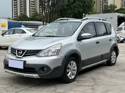 Nissan Livina 2014