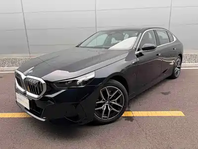 BMW i5 2025