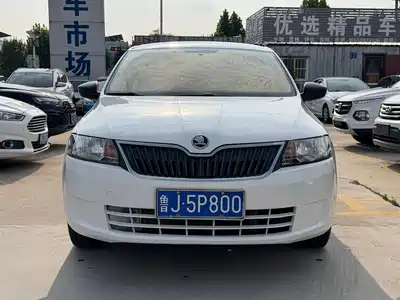 Škoda Rapid 2015