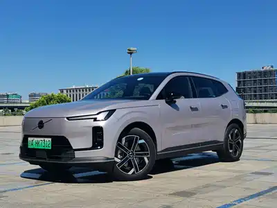 Volvo XC70 Plug-in Hybrid 2026