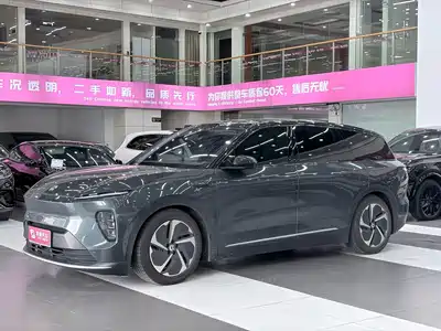 NIO ES8 2023