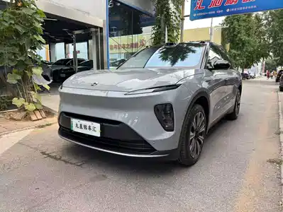 NIO ES8 2023