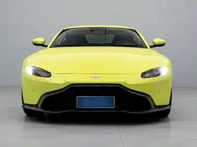 Aston Martin V8 Vantage 2018