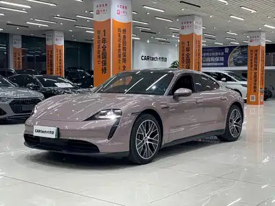 Porsche Taycan 2023